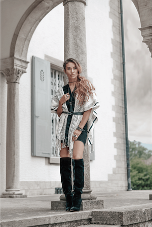 Ponchos, Shawls & Scarfs Handwoven