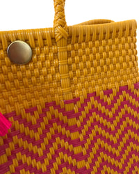 I-XU Unique Tote Bag yellow & pink detail view