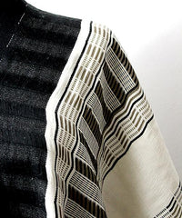 Horizontal style view of taabal White & Black Poncho